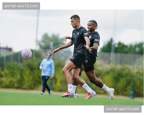 曼城控球体系面临挑战,罗德里的伤病隐患影响球队平衡 曼城控球体系面临挑战,罗德里的伤病隐患影响球队平衡