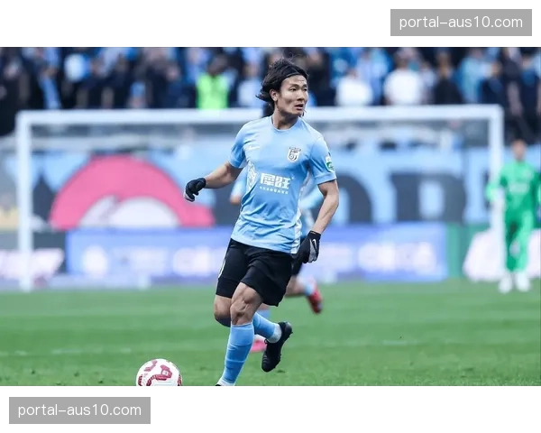 大连英博五连胜遭终结 阿利米点球难挽球队失利局面